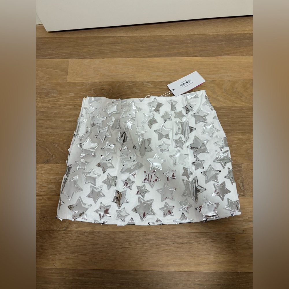 Beginning Boutique mini Star skirt size US 2